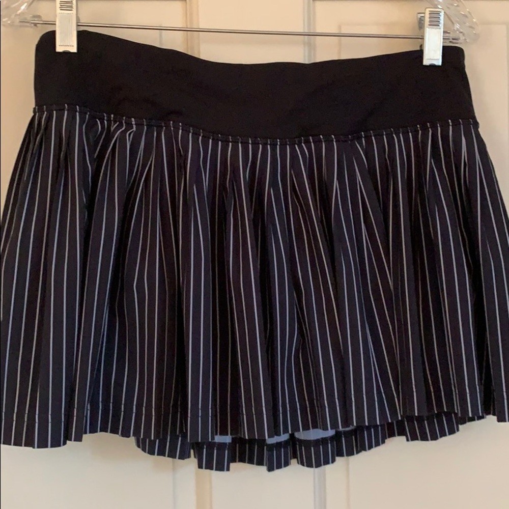 Lululemon athletic skort, sz 8